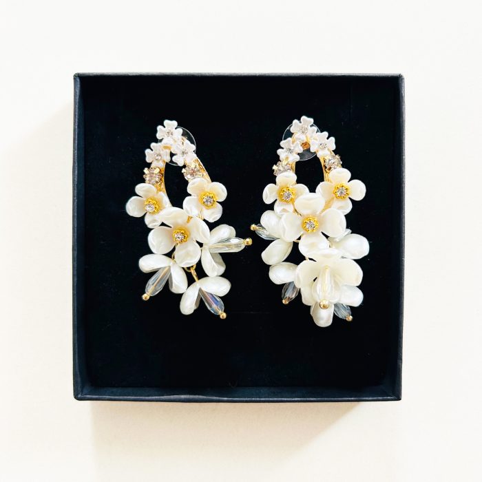 ORECCHINI FIORI PERLATI