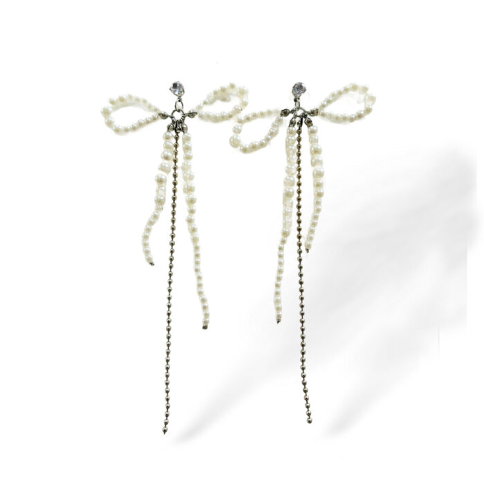 ORECCHINI FIOCCHI PERLATI