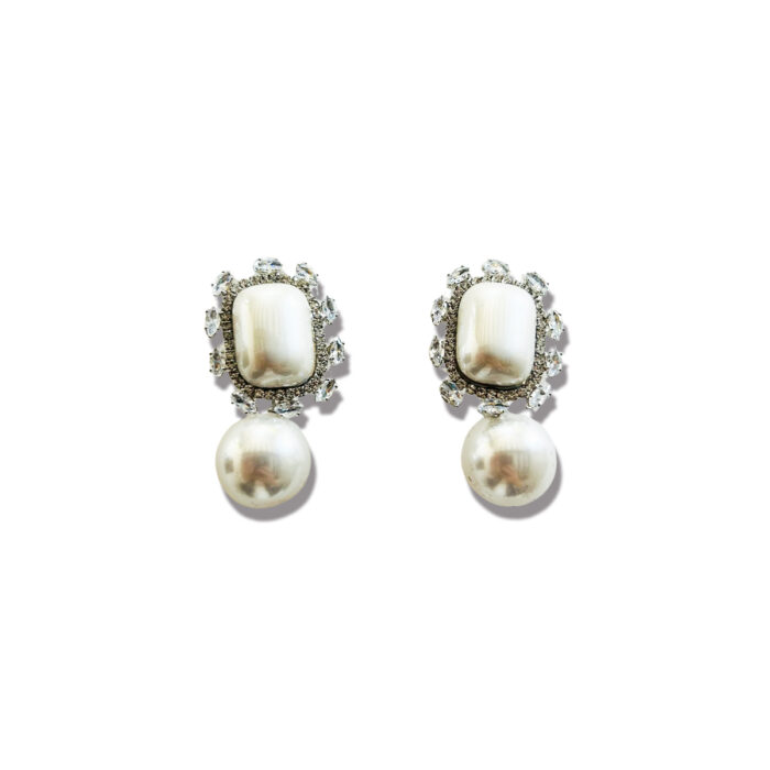 ORECCHINI DOPPIA PERLA